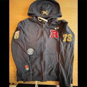roots zip up